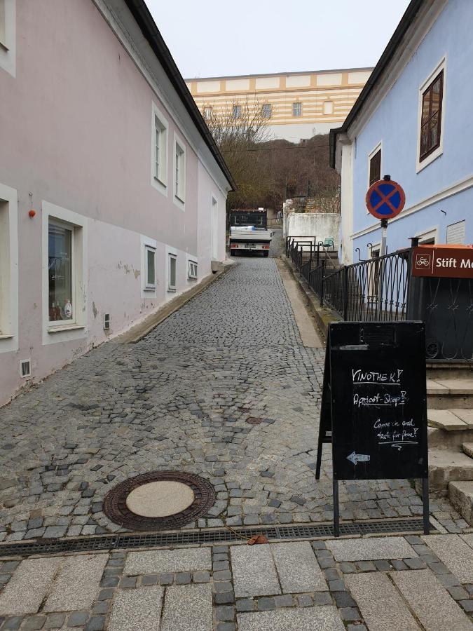 Schon Wohnen Beim Stift Melk Apartment Exterior photo