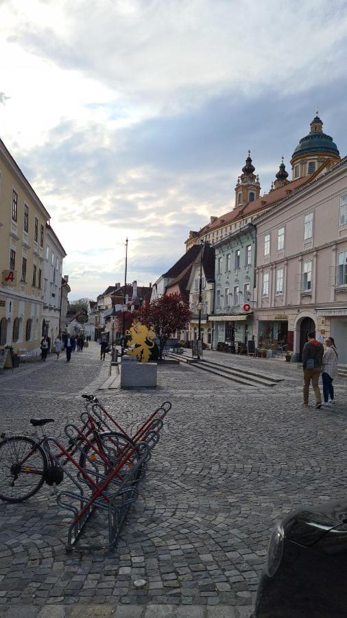 Schon Wohnen Beim Stift Melk Apartment Exterior photo